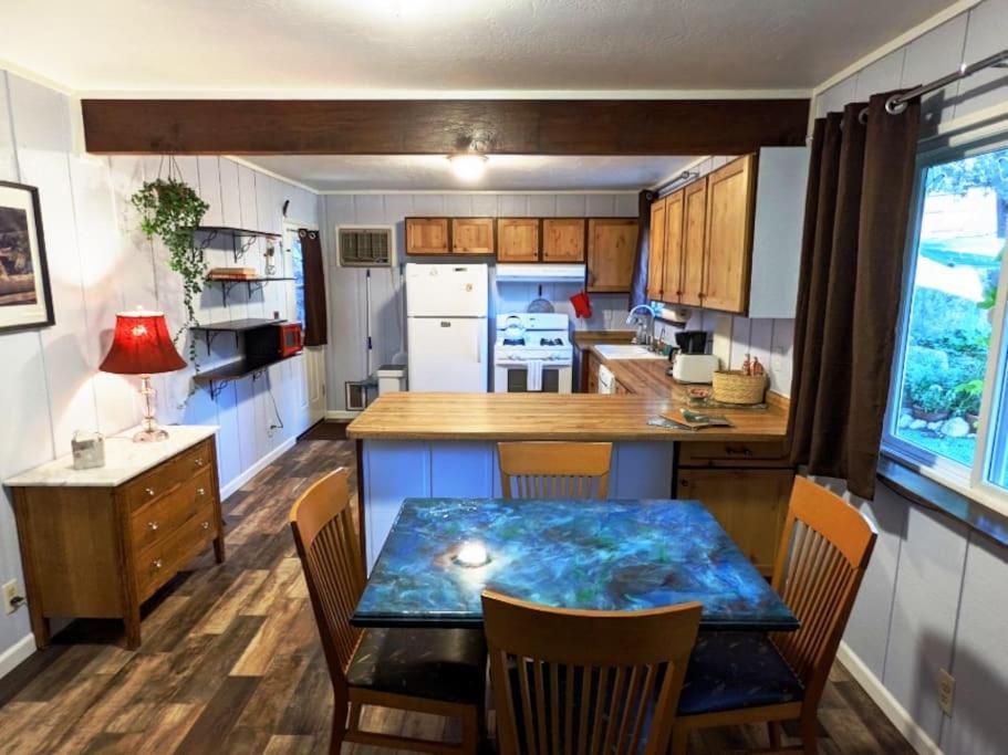 Sleeping Wolf Guest House 奥克赫斯特 外观 照片